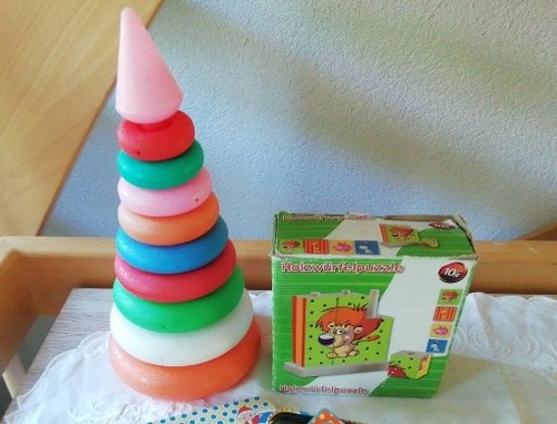 Spielzeug pyramide vintage - pyramide,